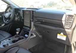 Ford Ranger LARIAT 4WD SuperCrew 5' Box 2025 — side view