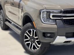 Ford Ranger LARIAT 4WD SuperCrew 5' Box 2026 — side view