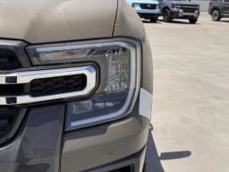 Ford Ranger LARIAT 4WD SuperCrew 5' Box 2026 — side view