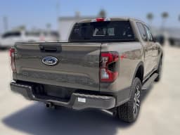 Ford Ranger LARIAT 4WD SuperCrew 5' Box 2026 — side view