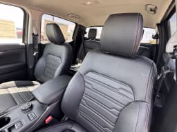 Ford Ranger LARIAT 4WD SuperCrew 5' Box 2026 — side view