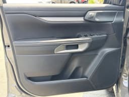 Ford Ranger LARIAT 4WD SuperCrew 5' Box 2026 — side view