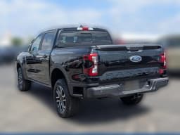 Ford Ranger LARIAT 4WD SuperCrew 5' Box 2025 — side view