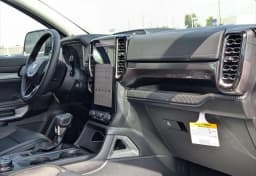 Ford Ranger LARIAT 4WD SuperCrew 5' Box 2025 — side view