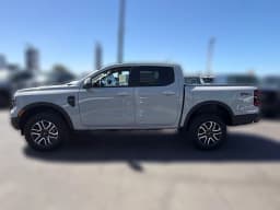 Ford Ranger LARIAT 4WD SuperCrew 5' Box 2026 — side view