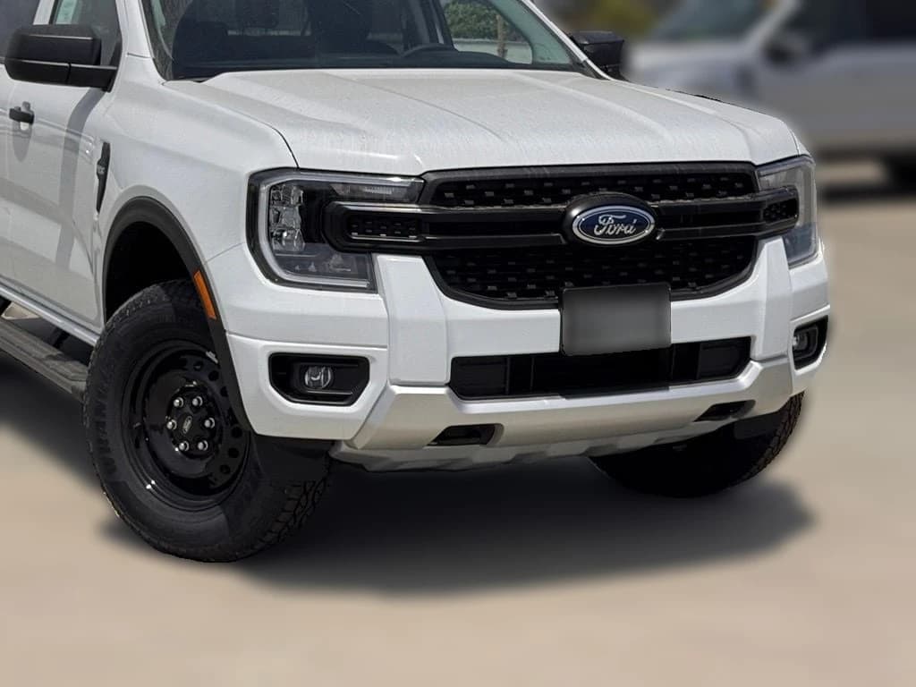 Ford Ranger XL 4WD SuperCrew 5' Box 2026 — side view
