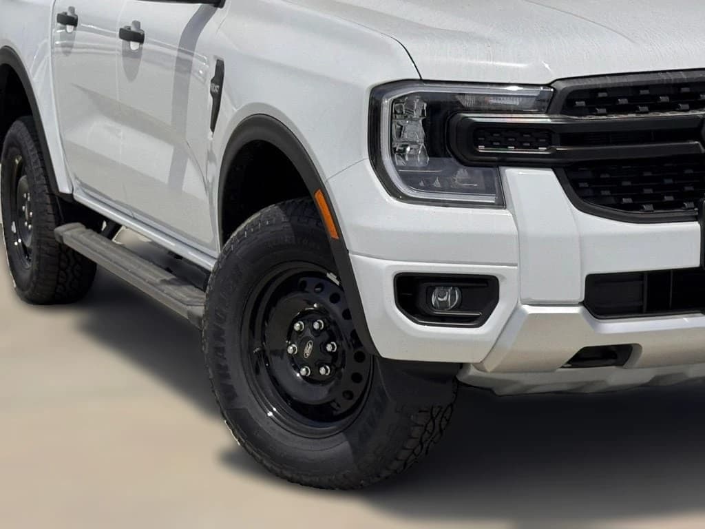 Ford Ranger XL 4WD SuperCrew 5' Box 2026 — side view