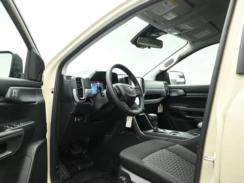 Ford Ranger XL 4WD SuperCrew 5' Box 2026 — side view