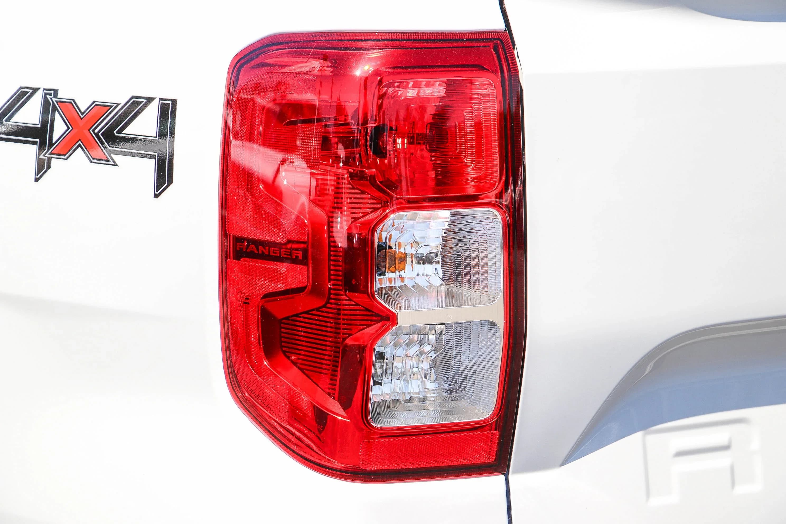 Ford Ranger XL 4WD SuperCrew 5' Box 2026 — side view