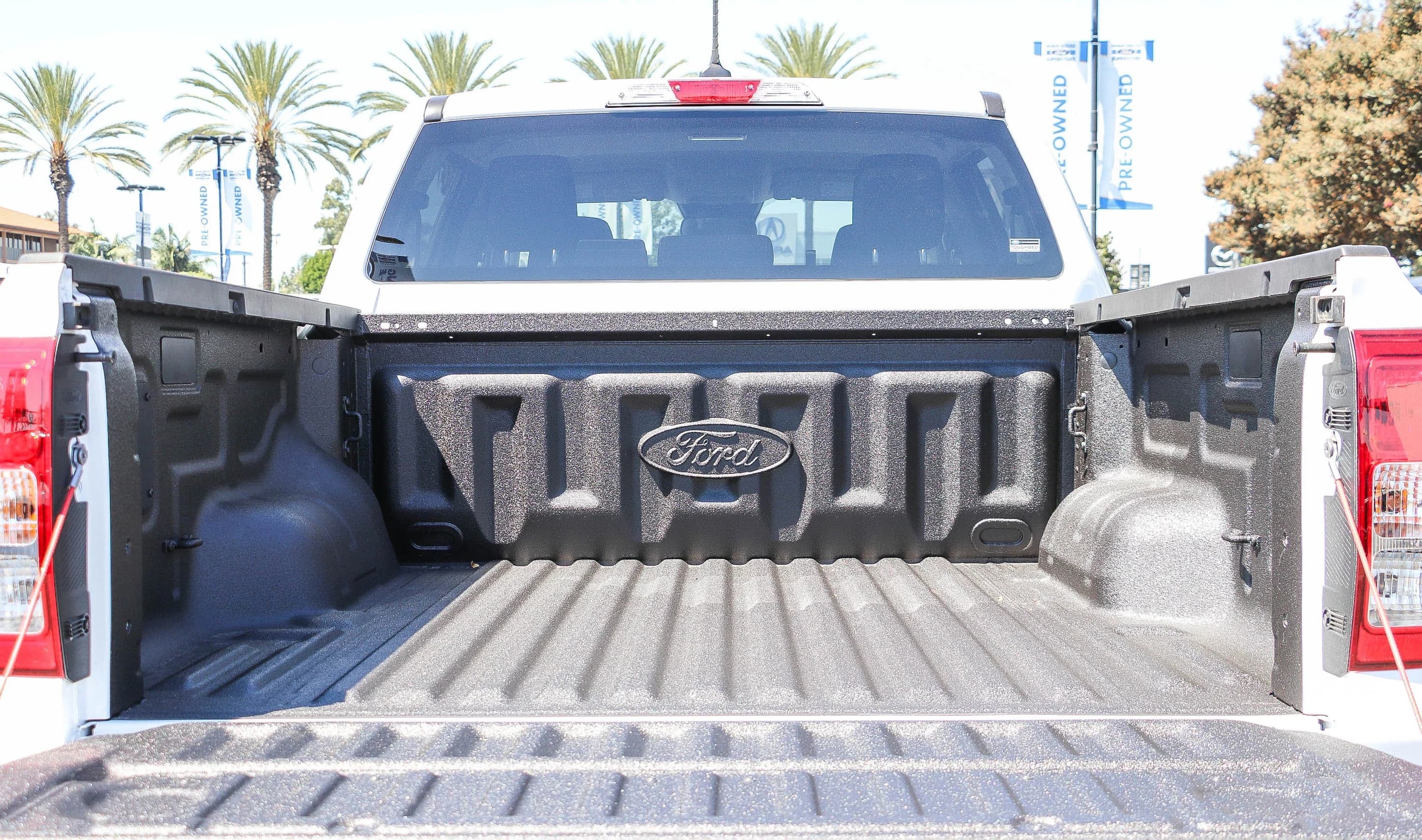 Ford Ranger XL 4WD SuperCrew 5' Box 2026 — side view