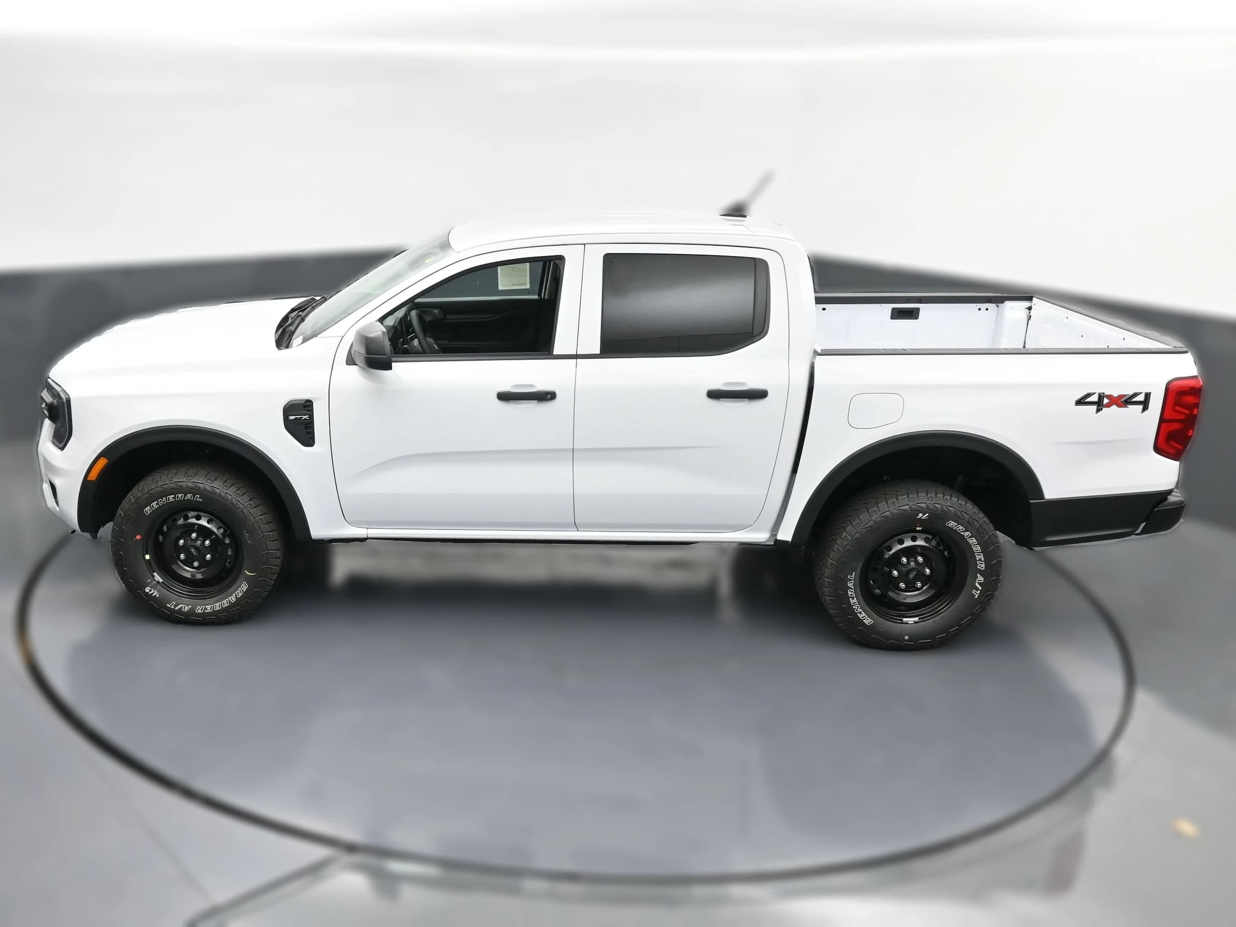 Ford Ranger XL 4WD SuperCrew 5' Box 2026 — side view