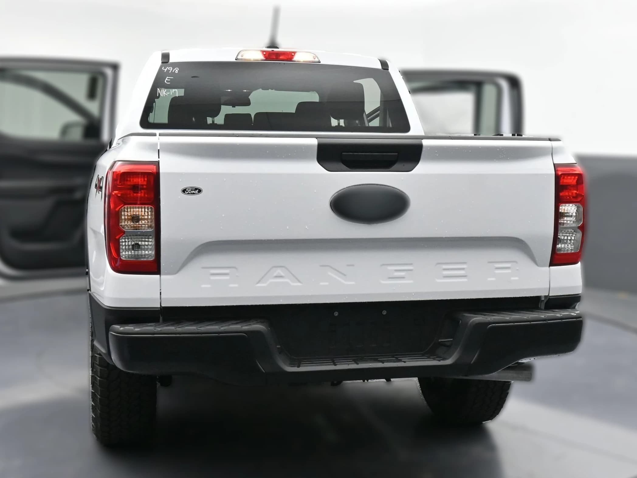 Ford Ranger XL 4WD SuperCrew 5' Box 2026 — side view