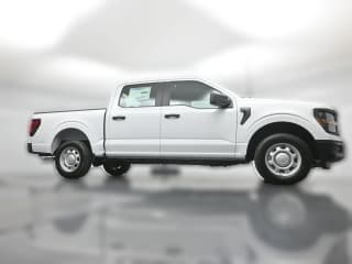 Ford F-150 XL 2WD SuperCrew 5.5' Box