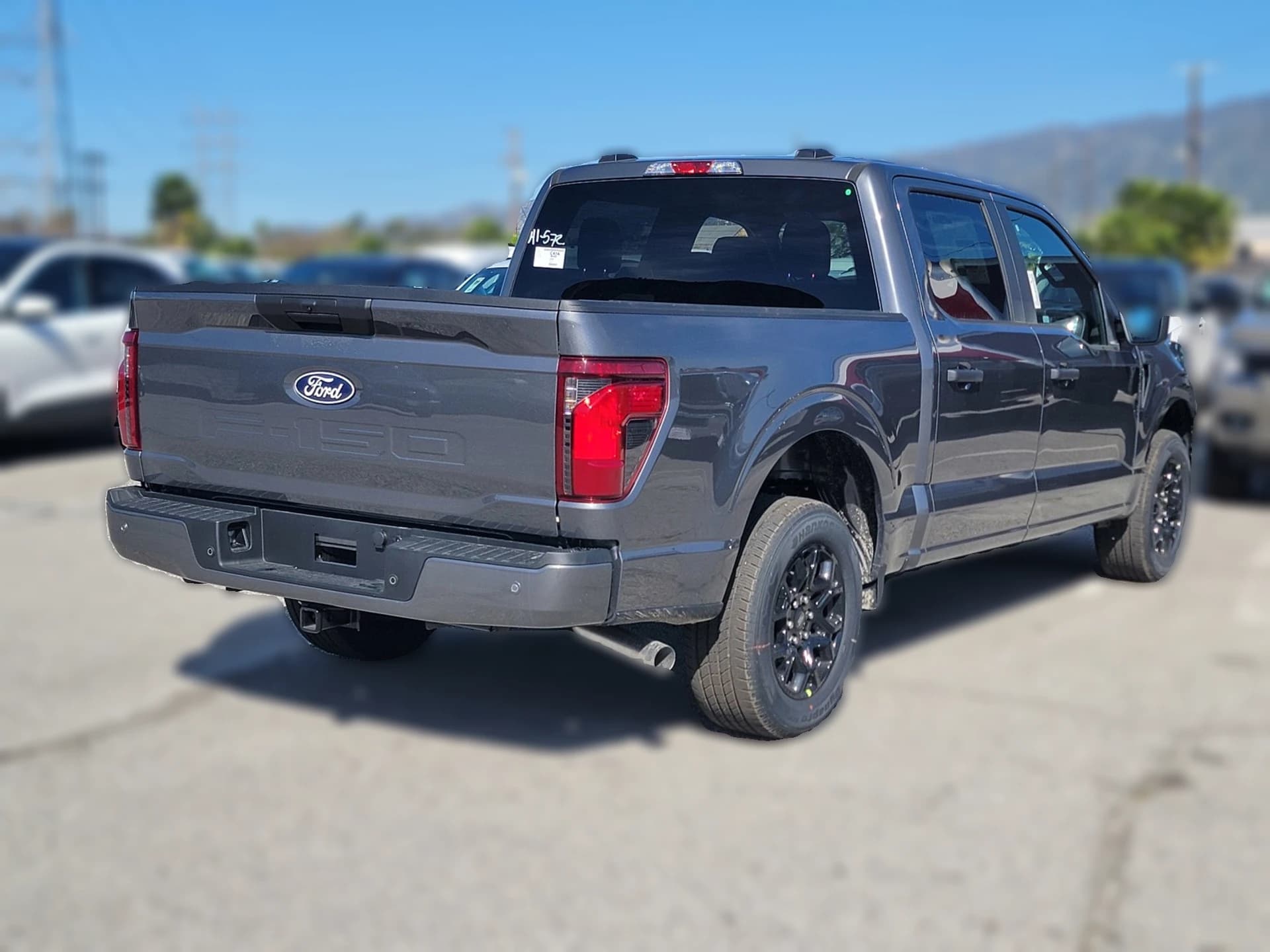 Ford F-150 STX 2WD SuperCrew 5.5' Box 2026 — side view