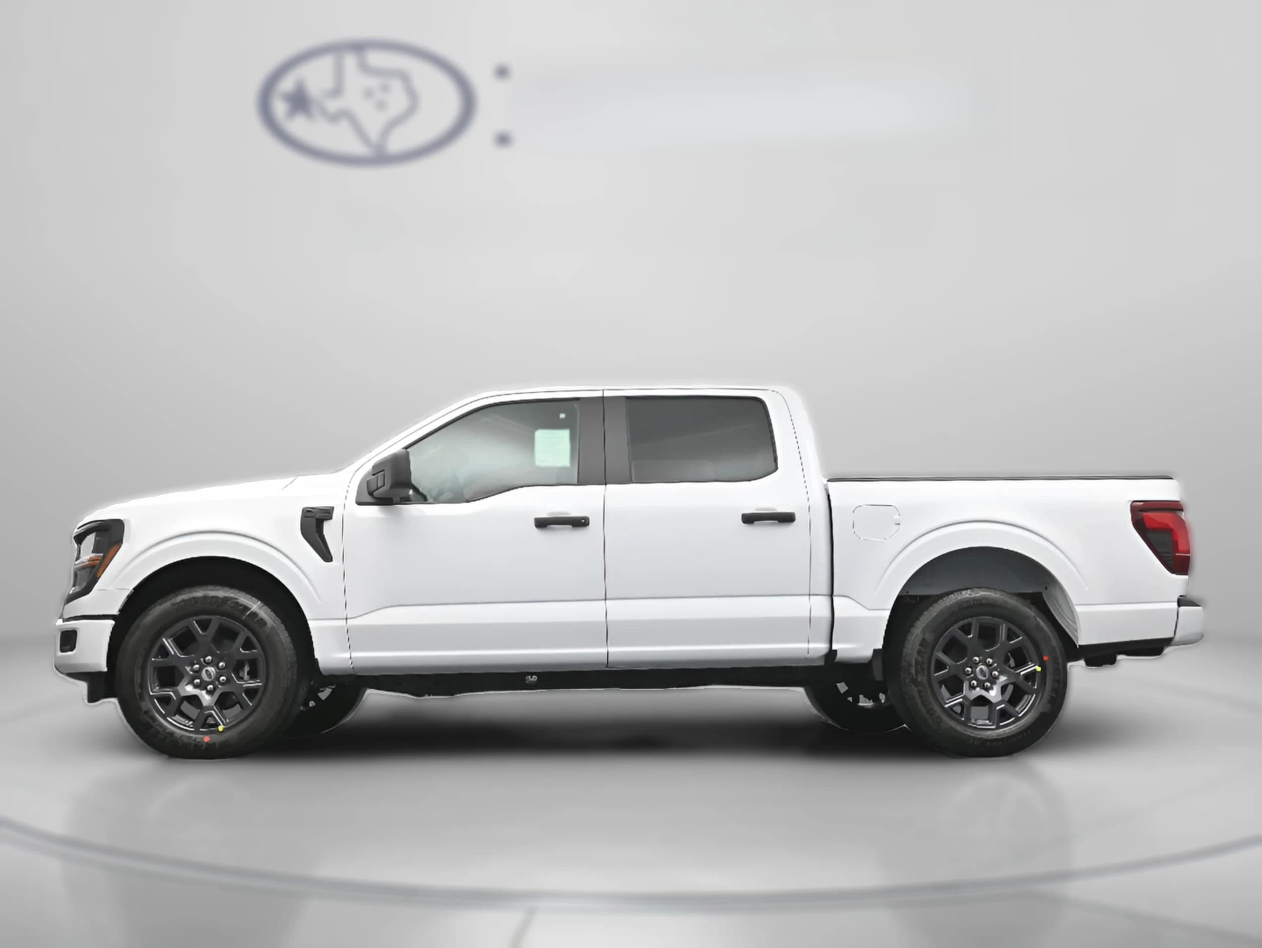 Ford F-150 STX 2WD SuperCrew 5.5' Box 2026 — side view