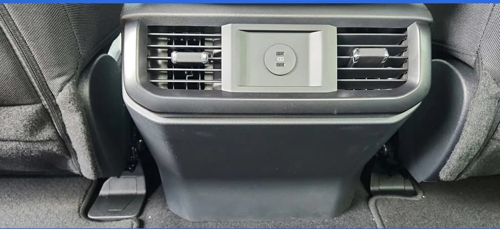 Ford F-150 STX 2WD SuperCrew 5.5' Box 2026 — side view