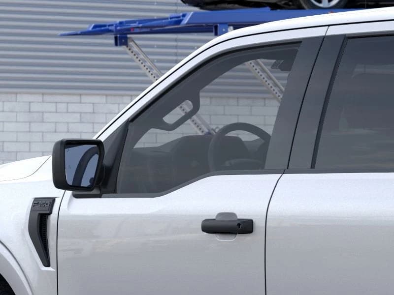 Ford F-150 STX 2WD SuperCrew 5.5' Box 2026 — side view
