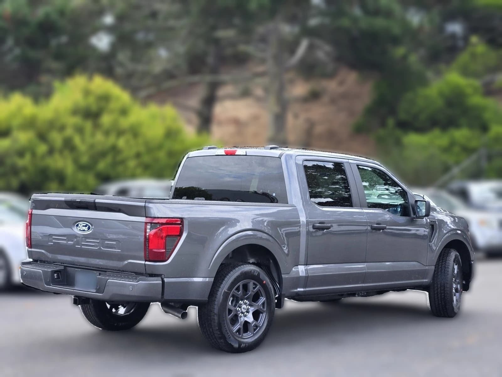 Ford F-150 STX 2WD SuperCrew 5.5' Box 2026 — side view