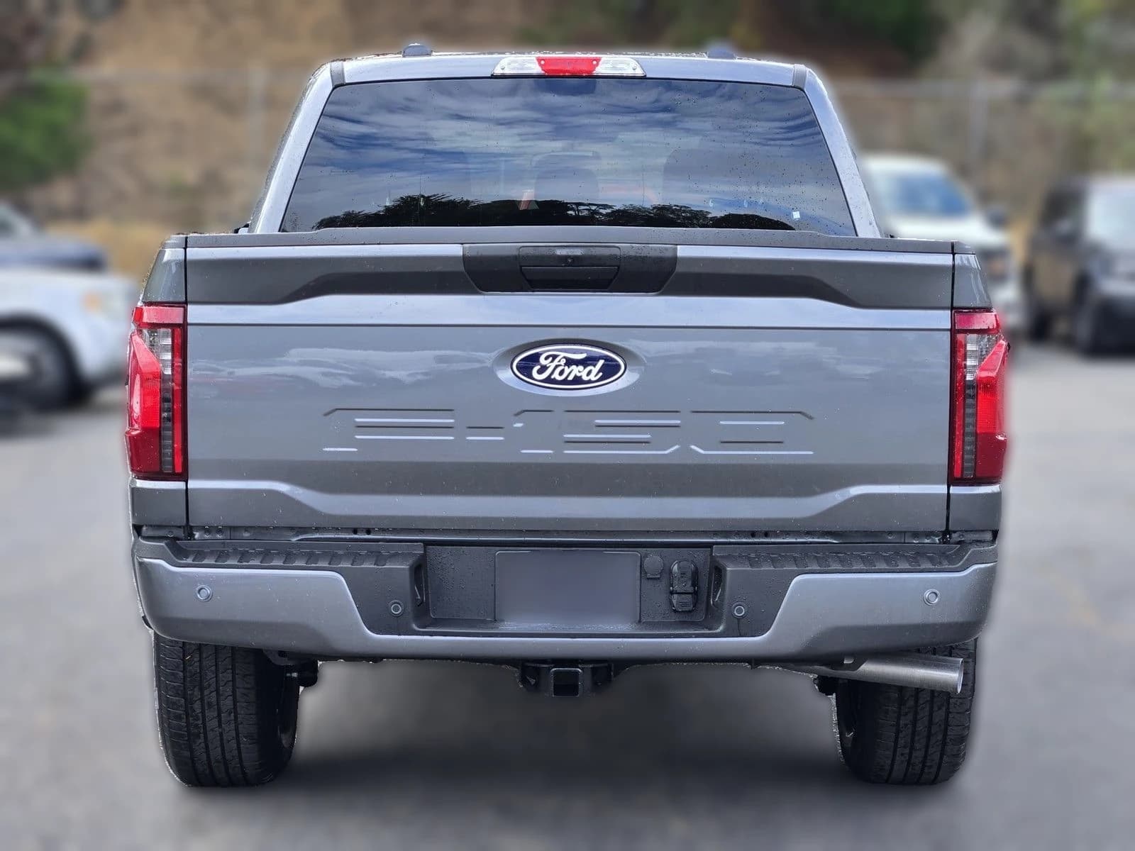Ford F-150 STX 2WD SuperCrew 5.5' Box 2026 — side view