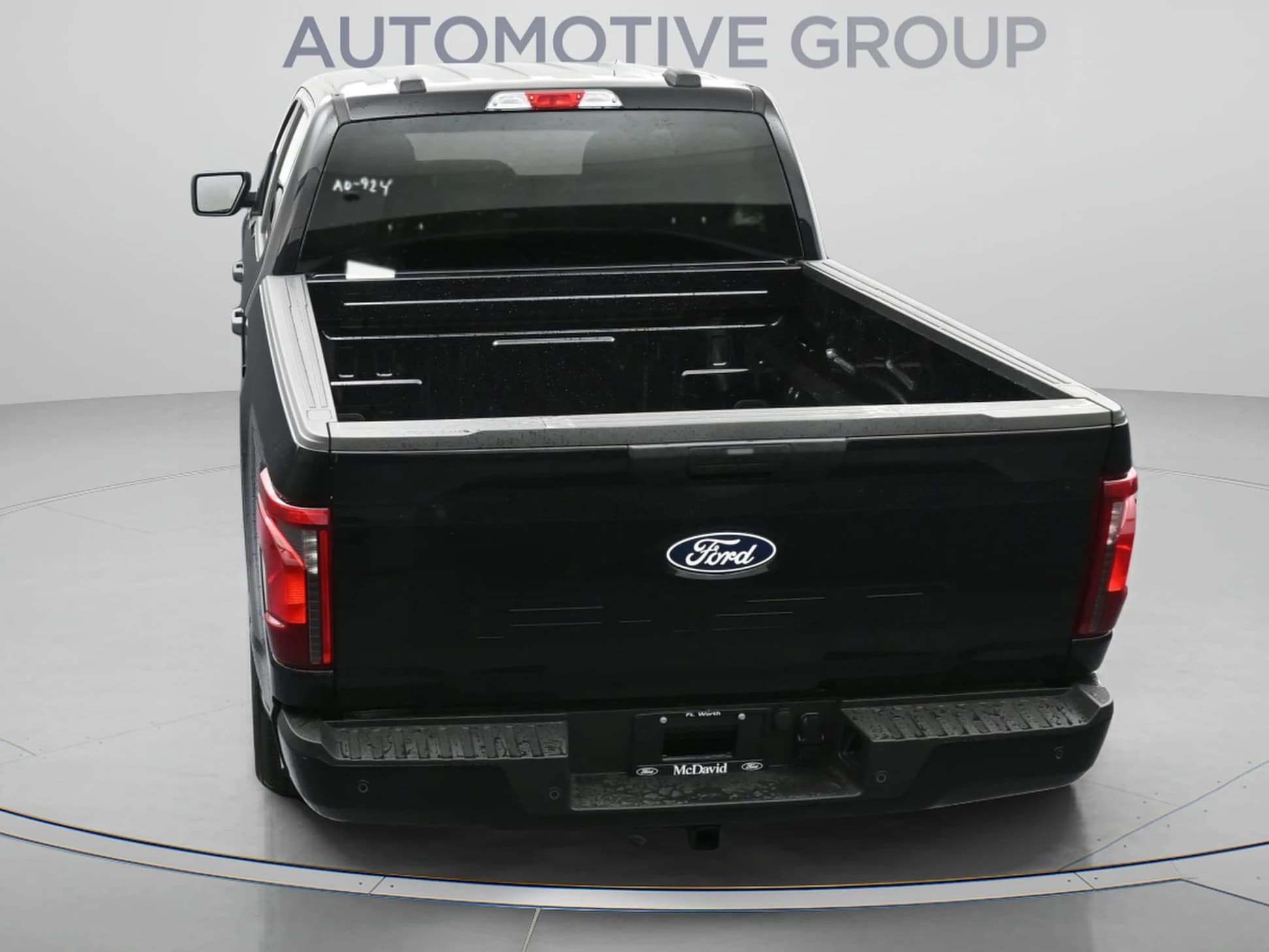Ford F-150 STX 2WD SuperCrew 5.5' Box 2026 — side view