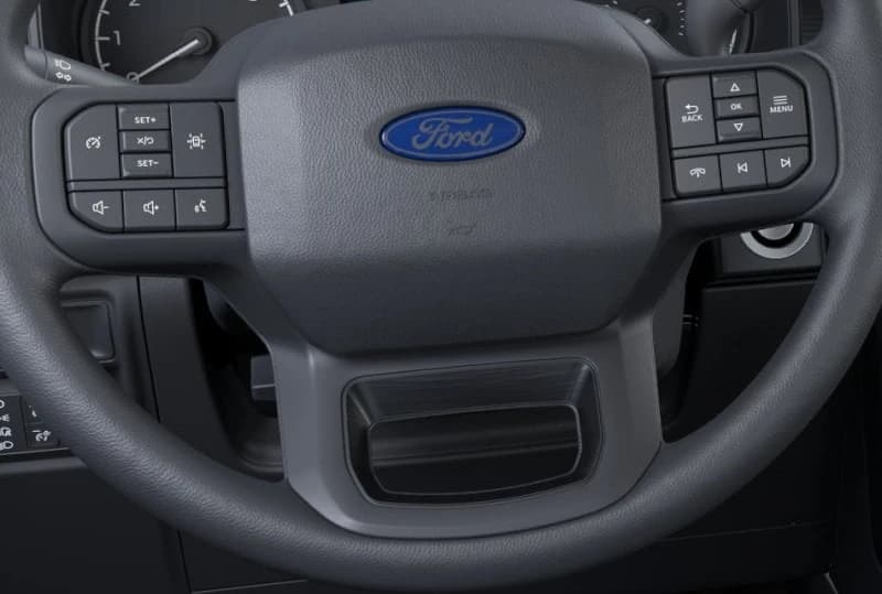Ford F-150 STX 2WD SuperCrew 5.5' Box 2026 — side view