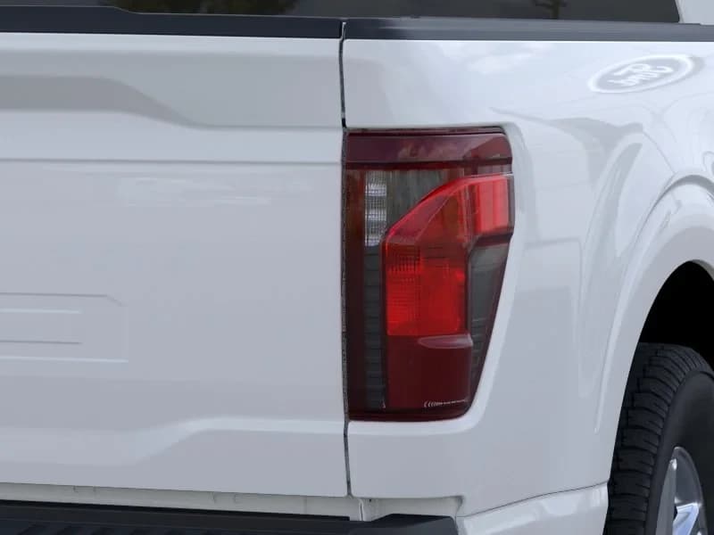 Ford F-150 XLT 2WD SuperCrew 5.5' Box 2026 — side view