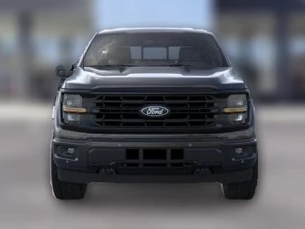 Ford F-150 XLT 4WD SuperCrew 5.5' Box 2026 — side view