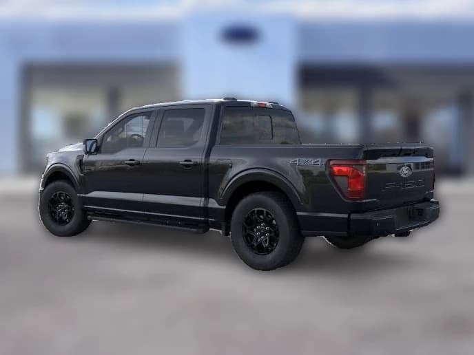Ford F-150 XLT 4WD SuperCrew 5.5' Box 2026 — side view