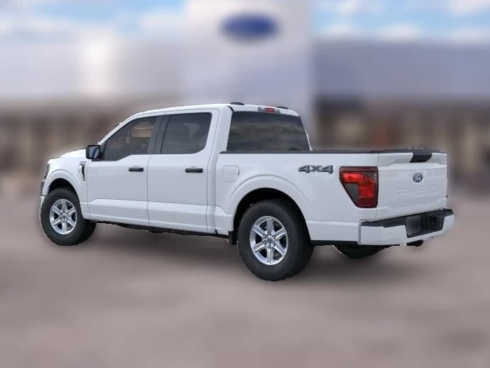 Ford F-150 XLT 4WD SuperCrew 5.5' Box 2026 — side view