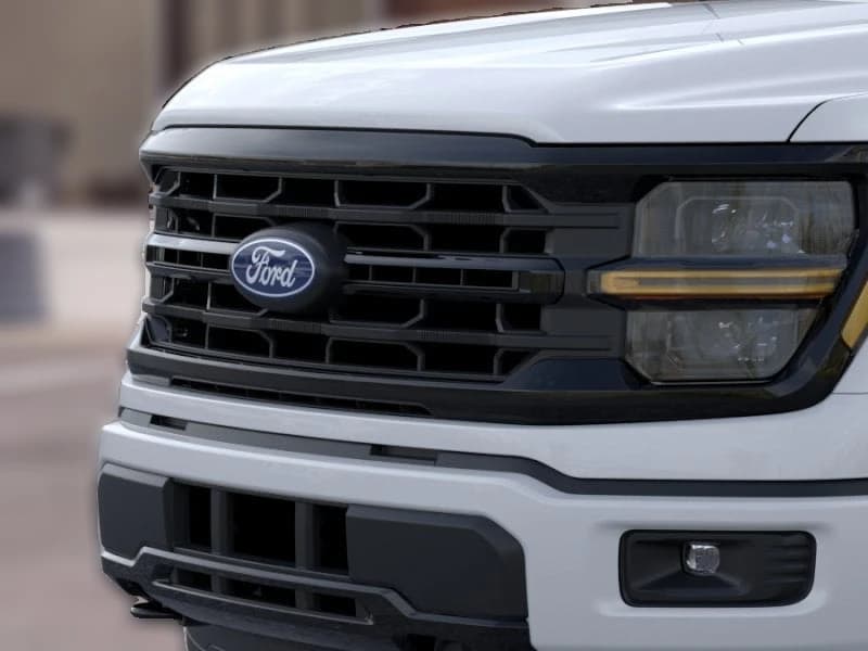 Ford F-150 XLT 4WD SuperCrew 5.5' Box 2026 — side view