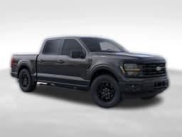 Ford F-150 XLT 4WD SuperCrew 5.5' Box 2026 — side view
