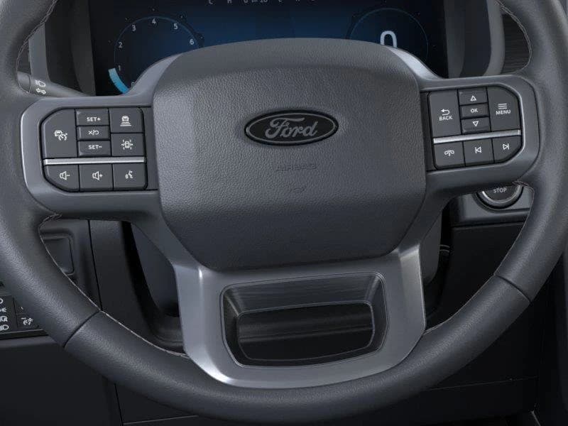 Ford F-150 XLT 4WD SuperCrew 5.5' Box 2026 — side view