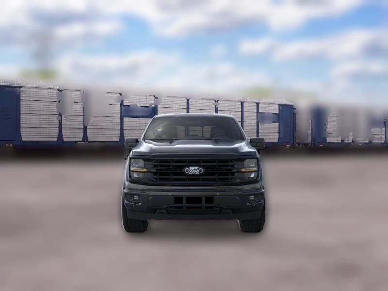 Ford F-150 XLT 4WD SuperCrew 5.5' Box 2026 — side view
