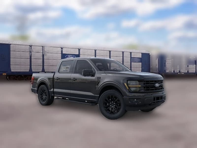 Ford F-150 XLT 4WD SuperCrew 5.5' Box 2026 — side view