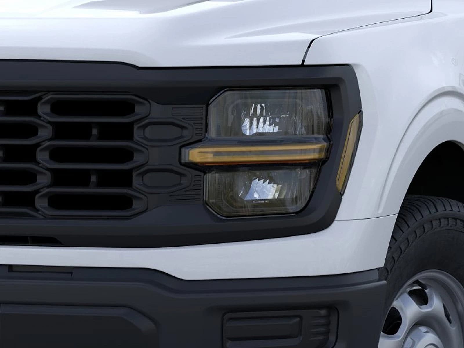 Ford F-150 XL 2WD SuperCab 6.5' Box 2026 — side view