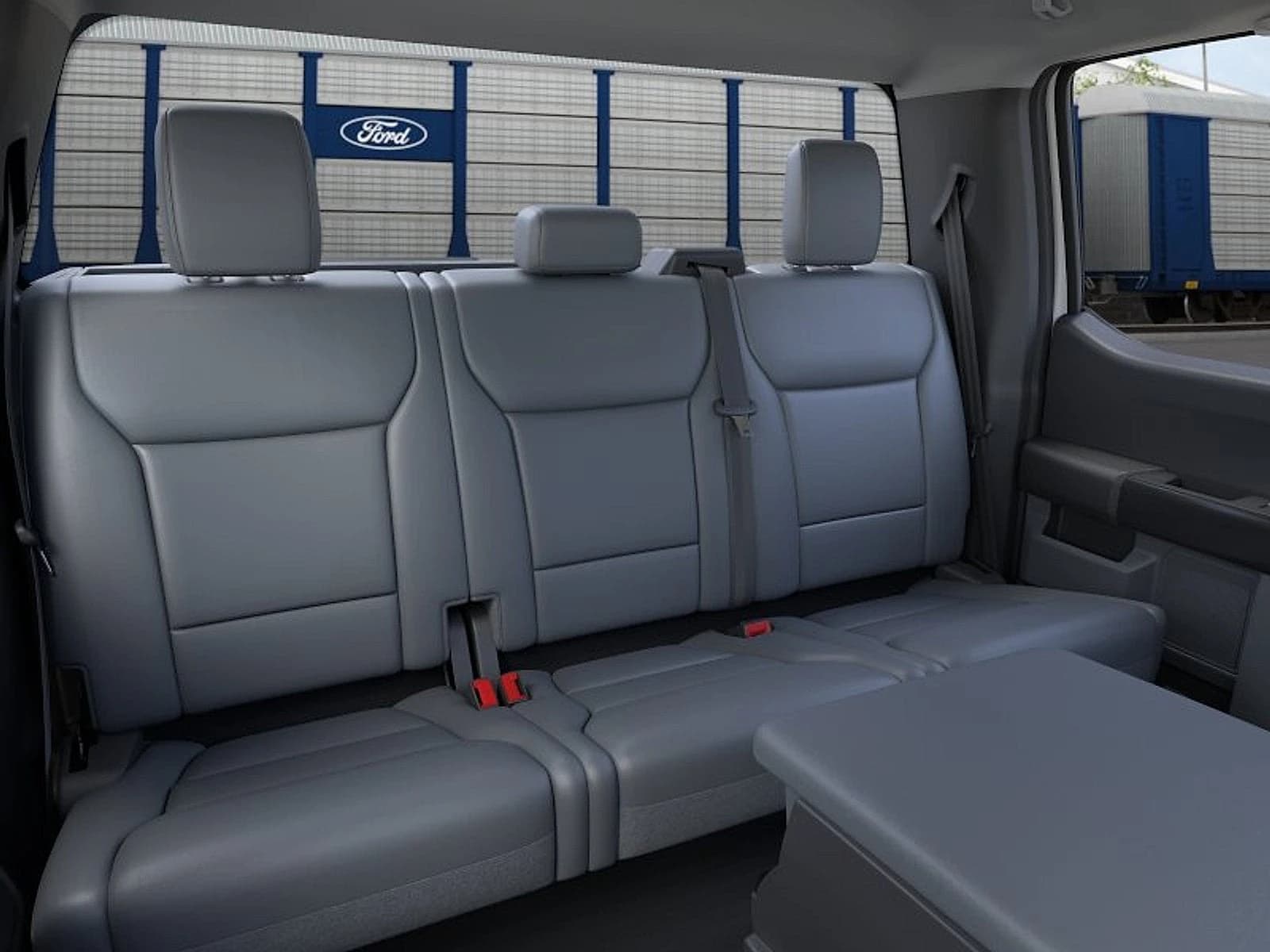 Ford F-150 XL 2WD SuperCab 6.5' Box 2026 — side view