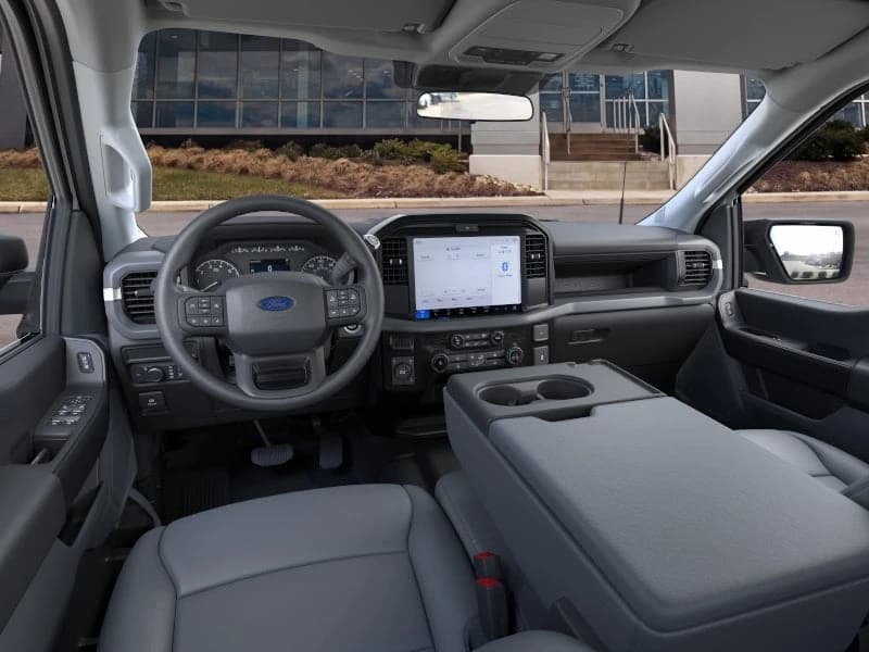 Ford F-150 XL 4WD SuperCab 6.5' Box 2026 — side view