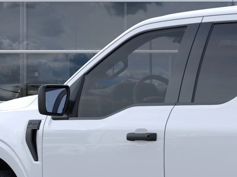 Ford F-150 STX 2WD SuperCab 6.5' Box 2026 — side view