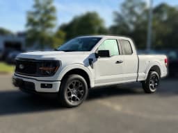 Ford F-150 STX 4WD SuperCab 6.5' Box 2026 — side view