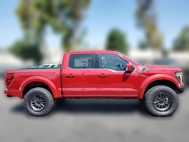 Ford F-150 Raptor 4WD SuperCrew 5.5' Box 2025 — side view