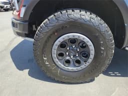 Ford F-150 Raptor 4WD SuperCrew 5.5' Box 2025 — side view