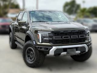 Ford F-150 Raptor 4WD SuperCrew 5.5' Box
