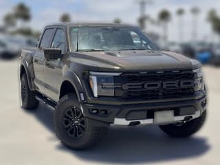 Ford F-150 Raptor 4WD SuperCrew 5.5' Box