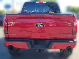 Ford F-150 XLT 4WD SuperCrew 5.5' Box 2025 — side view