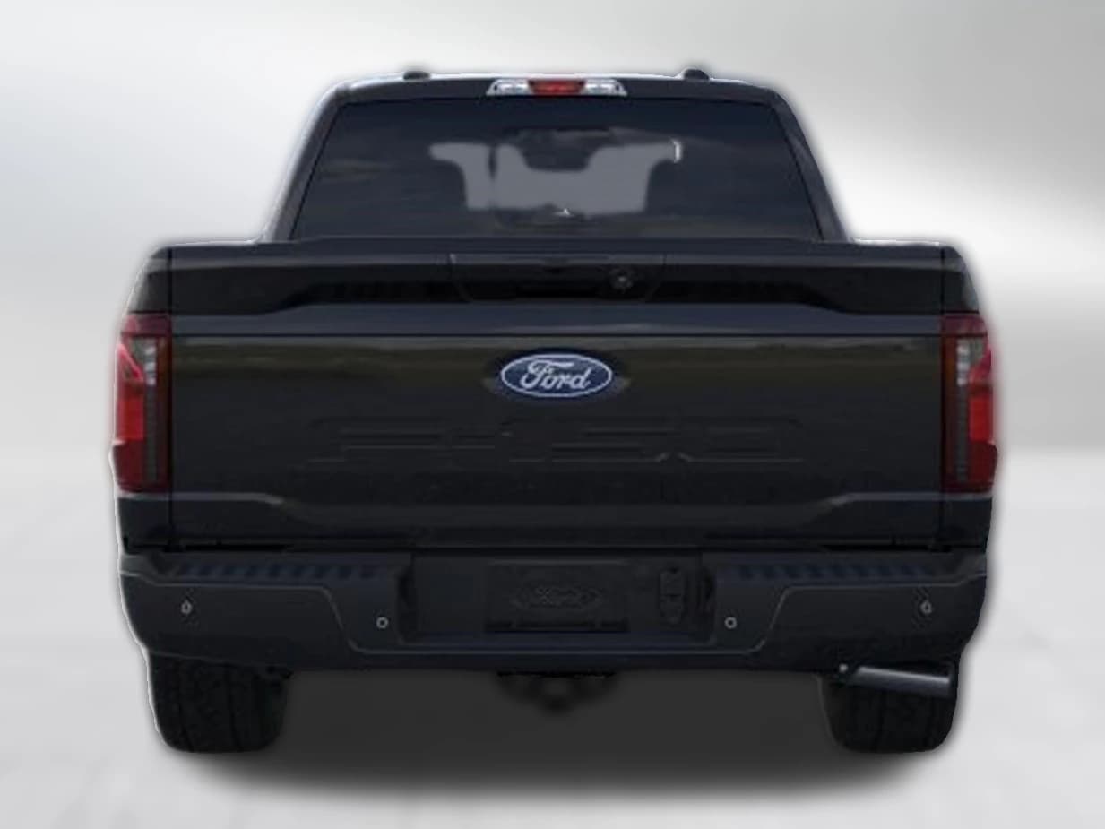 Ford F-150 XLT 4WD SuperCrew 6.5' Box 2026 — side view