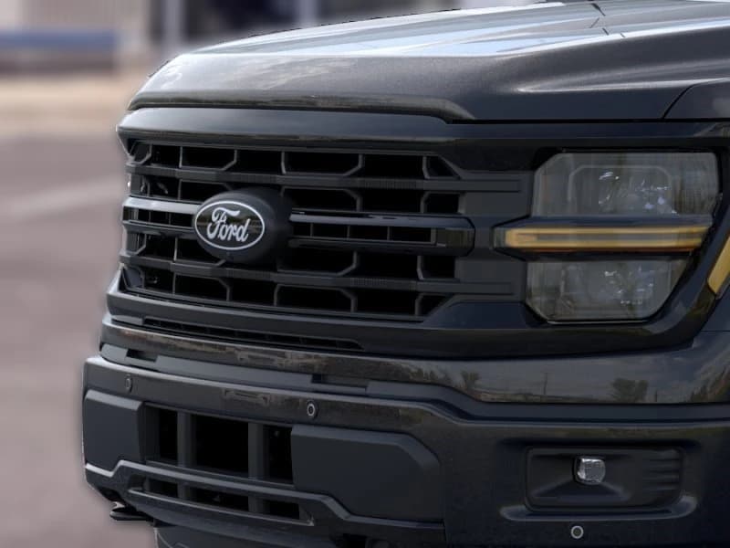 Ford F-150 XLT 4WD SuperCrew 6.5' Box 2026 — side view
