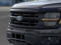 Ford F-150 XLT 4WD SuperCrew 6.5' Box 2026 — side view