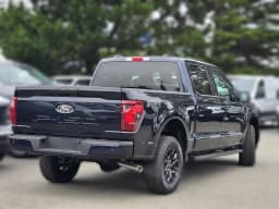 Ford F-150 XLT 4WD SuperCrew 5.5' Box 2026 — side view