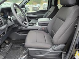 Ford F-150 XLT 4WD SuperCrew 5.5' Box 2026 — side view