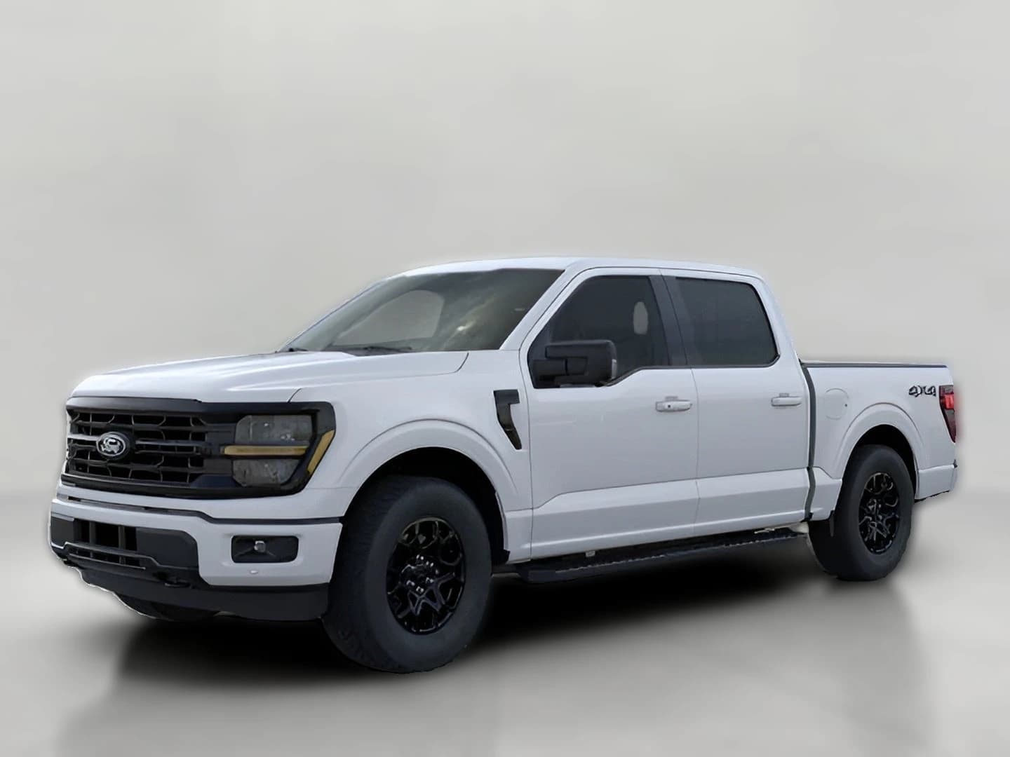Ford F-150 XLT 4WD SuperCrew 5.5' Box 2026 — side view
